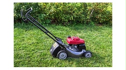 温度传感器在夏季保护割草机