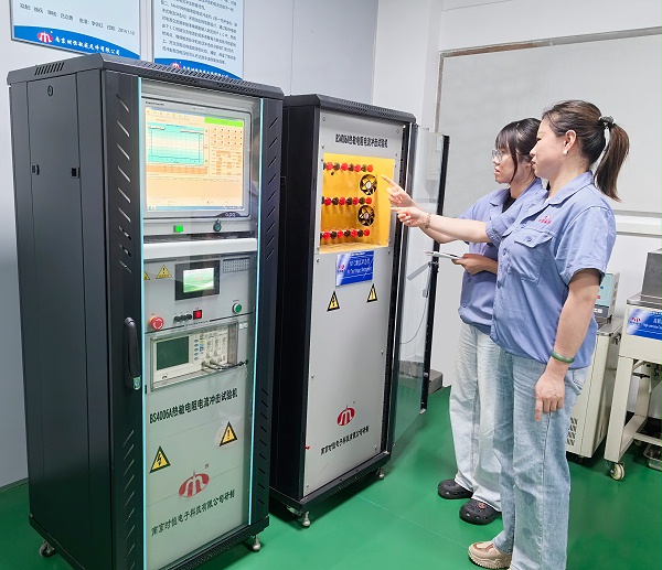 时恒电子研发实验室1